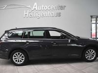 Gebraucht VW Passat 150 PS (110 kW) 2020 Grau Kombi