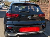Gebraucht MG ZS Luxury 106 PS (77 kW) 2023 Schwarz SUV