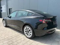 Usata Tesla Model 3 Standard Range Plus 77 kW (105 CV) 2022 Nero Berlina
