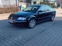 Gebraucht VW Passat 131 PS (96 kW) 2002 Schwarz Limousine