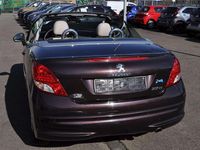 Gebraucht Peugeot 207 CC Allure 120 PS (88 kW) 2013 Schwarz Cabrio