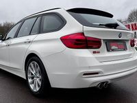 Gebraucht BMW 320 Advantage 190 PS (139 kW) 2018 Weiß Kombi
