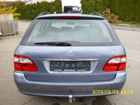 Gebraucht Mercedes E270 Elegance 177 PS (130 kW) 2005 Blau Limousine