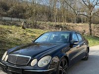 Gebraucht Mercedes E270 177 PS (130 kW) 2004 Schwarz Limousine