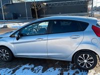 Gebraucht Ford Fiesta 82 PS (60 kW) 2008 Silber Kleinwagen