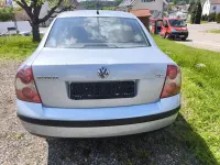 Gebraucht VW Passat Highline 116 PS (85 kW) 2002 Blau Limousine
