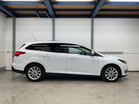 Używany Ford Focus Titanium 120 KM (88 kW) 2016 Biały Sedan/Limuzyna