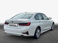 Gebraucht BMW 330e Advantage 184 PS (135 kW) 2020 Weiß Limousine