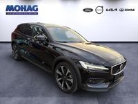 Gebraucht Volvo V60 CC Ultimate 250 PS (183 kW) 2024 Schwarz Kombi