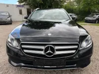Gebraucht Mercedes E220 194 PS (142 kW) 2017 Schwarz Limousine