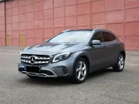 Gebraucht Mercedes GLA220 184 PS (135 kW) 2018 Grau SUV