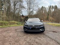 Gebraucht VW Passat Alltrack 239 PS (175 kW) 2018 Schwarz Kombi