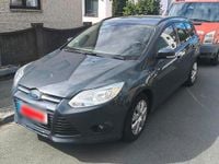 Usado Ford Focus 116 HP (85 kW) 2012 Cinzento Carrinha