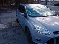Gebraucht Ford Focus Champions Edition 101 PS (74 kW) 2013 Silber Limousine