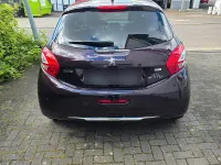 Gebraucht Peugeot 208 110 PS (80 kW) 2015 Violet Kleinwagen