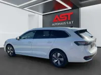 Gebraucht VW Passat Elegance 150 PS (110 kW) 2025 Weiß Kombi
