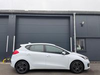 Gebraucht Kia Ceed 99 PS (72 kW) 2018 Weiß Kleinwagen