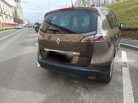 Gebraucht Renault Mégane 130 PS (95 kW) 2012 Braun Limousine