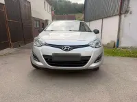 Gebraucht Hyundai i20 86 PS (63 kW) 2013 Grau Kleinwagen
