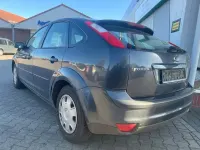 Gebraucht Ford Focus Fun X 101 PS (74 kW) 2008 Grau Limousine
