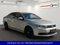 Usado VW Jetta 105 HP (77 kW) 2012 Prateado Sedan