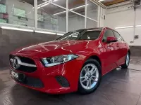 Gebraucht Mercedes A180 136 PS (100 kW) 2018 Rot Limousine