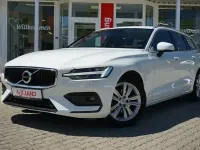 Gebraucht Volvo V60 Momentum 150 PS (110 kW) 2019 Weiß Kombi