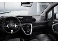 Gebraucht Mercedes T180 Progressive 116 PS (85 kW) 2024 Schwarz Van / Kleinbus