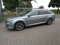 Gebraucht Skoda Superb LAURIN & KLEMENT 190 PS (139 kW) 2017 Grau Kombi