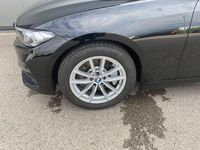 Używany BMW 330 245 KM (180 kW) 2023 Czarny Kombi