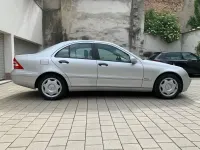 Gebraucht Mercedes C320 Classic 296 PS (217 kW) 2002 Silber Limousine