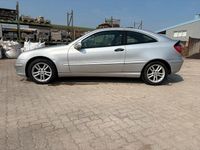 Gebraucht Mercedes C180 129 PS (94 kW) 2002 Silber Coupé