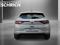 Gebraucht Renault Mégane IV Bose Edition 131 PS (96 kW) 2016 Grau Limousine