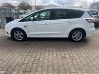 Gebraucht Ford S-MAX Business Edition 150 PS (110 kW) 2017 Weiß Van / Kleinbus