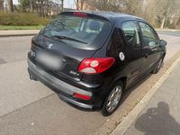 Gebraucht Peugeot 206 75 PS (55 kW) 2009 Schwarz Kleinwagen
