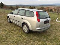 Używany Ford Focus 101 KM (74 kW) 2007 Srebrny Kombi