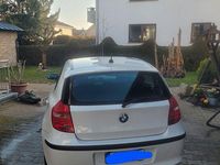 Gebraucht BMW 116 122 PS (89 kW) 2009 Weiß Kleinwagen