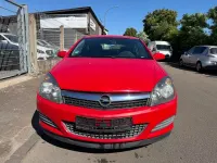 Gebraucht Opel Astra GTC Selection 90 PS (66 kW) 2009 Rot