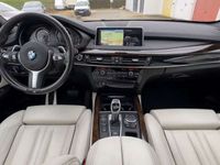 gebraucht BMW X5 xDrive40d// M Paket/Head-Up/ACC/AHK
