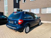 Gebraucht Chrysler Voyager 150 PS (110 kW) 2004 Blau Van / Kleinbus