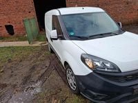 Gebraucht Fiat Doblò 101 PS (74 kW) 2018 Weiß Van / Kleinbus