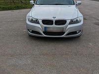 Gebraucht BMW 320 184 PS (135 kW) 2011 Silber Kombi