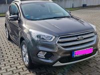 Gebraucht Ford Kuga Titanium 150 PS (110 kW) 2019 Grau SUV