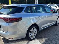 Gebraucht Renault Mégane II Equilibre 116 PS (85 kW) 2025 Grau Limousine