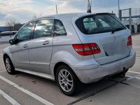 Gebraucht Mercedes B200 135 PS (99 kW) 2005 Van / Kleinbus