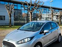 Gebraucht Ford Fiesta Titanium 95 PS (69 kW) 2013 Silber Kleinwagen