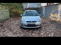 Gebraucht Ford Fiesta 60 PS (44 kW) 2007 Silber Kleinwagen