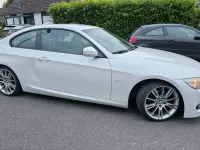 Gebraucht BMW 320 170 PS (125 kW) 2010 Weiß Coupé