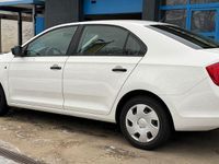 Second-hand Skoda Rapid Active 75 CP (55 kW) 2013 Alb Hatchback