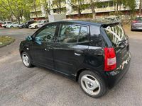 Usado Kia Picanto 65 HP (47 kW) 2006 Preto Citadino